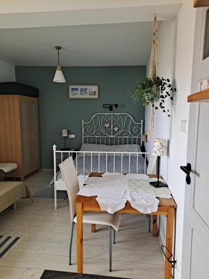 Apartament Pokoje U Franka 亚斯塔尔尼亚 外观 照片