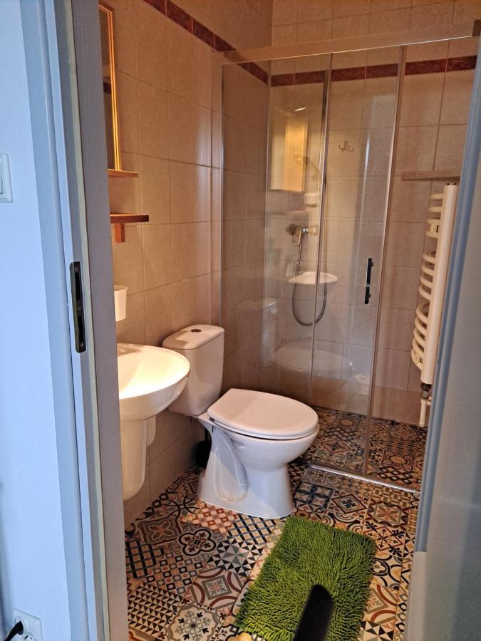 Apartament Pokoje U Franka 亚斯塔尔尼亚 外观 照片